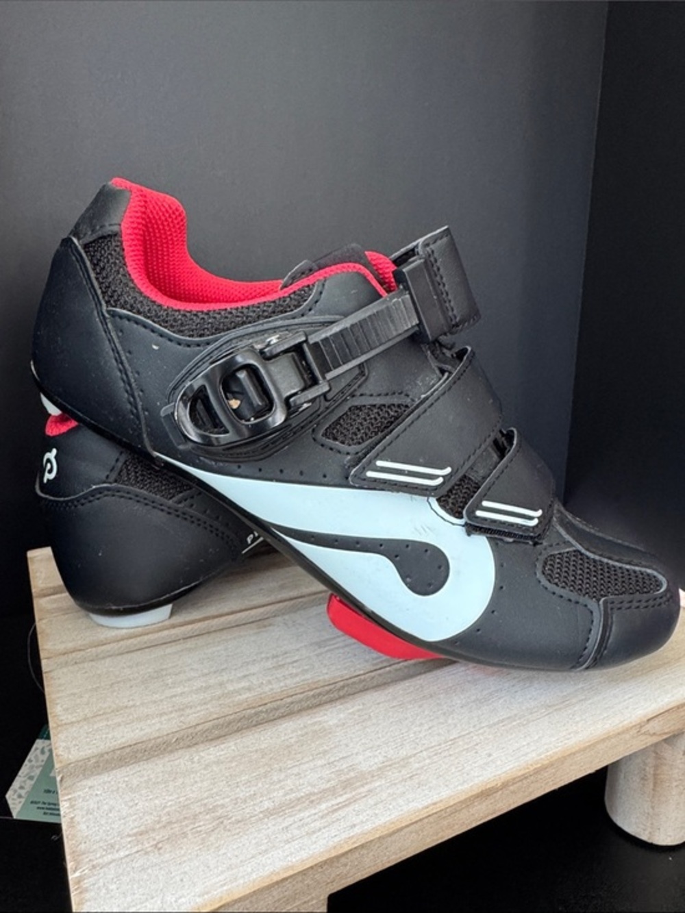 Peloton Altos Cycling Shoes with Cleats Size 38 Excellent Condition Spin Shoes